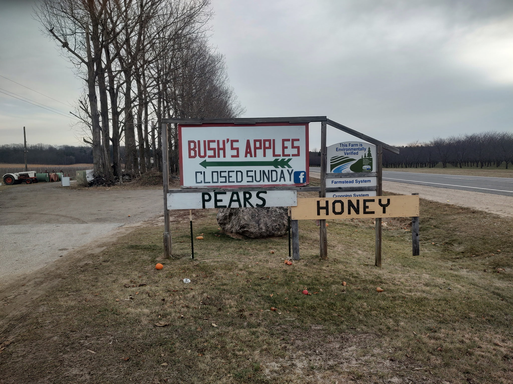 Bush's Apples sign